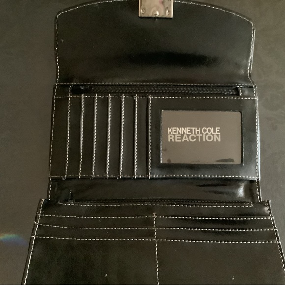 Kenneth Cole Wallet - New - Picture 2 of 2
